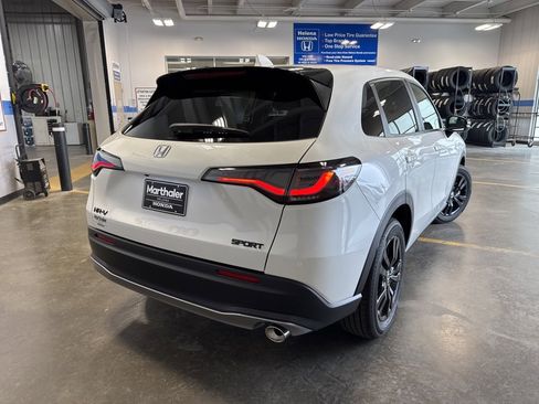 New 2026 Honda HR-V Sport image 5
