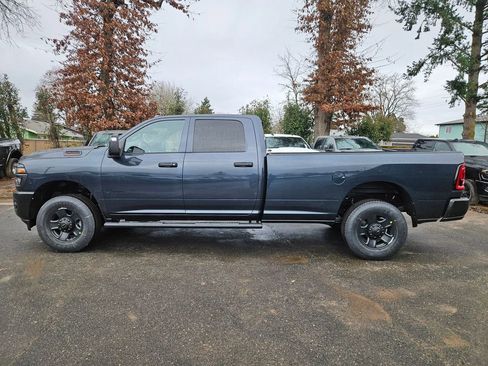 New 2026 RAM 3500 Tradesman AWD/4WD image 4