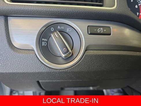 Used 2015 Volkswagen Passat 1.8T SE FWD image 26