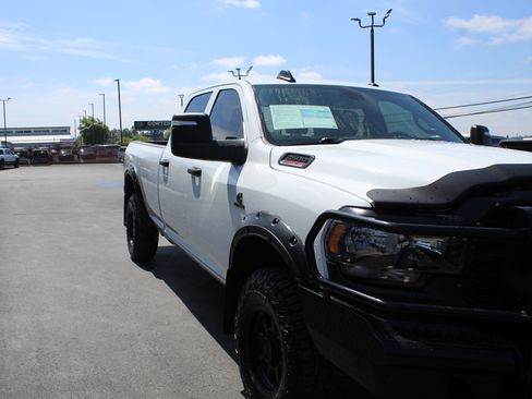 Used 2024 RAM 2500 Tradesman AWD/4WD image 9