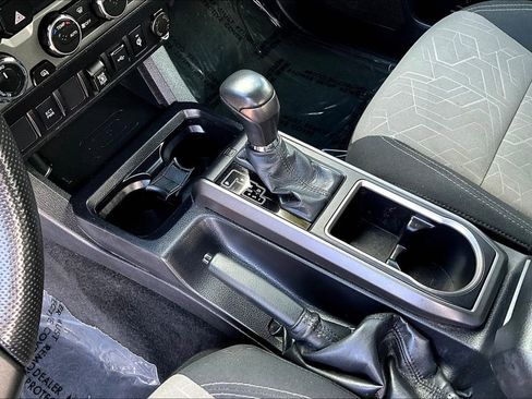 Used 2023 Toyota Tacoma TRD Off-Road image 14