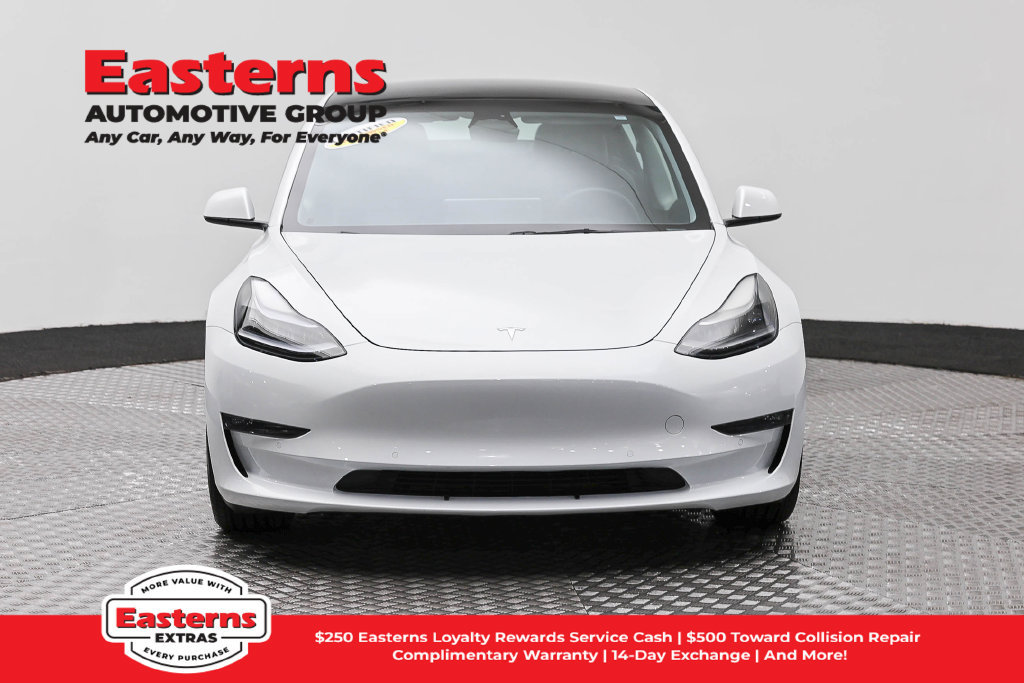 Used 2022 Tesla Model 3 Long Range AWD/4WD image 3