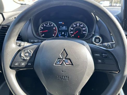 Used 2025 Mitsubishi Eclipse Cross LE image 27