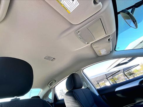 Used 2018 Nissan Sentra S image 14