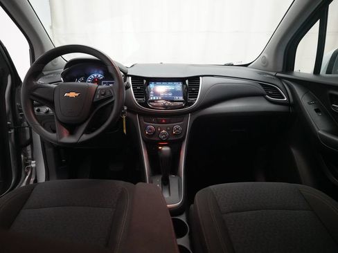 Used 2018 Chevrolet Trax LS AWD/4WD image 5