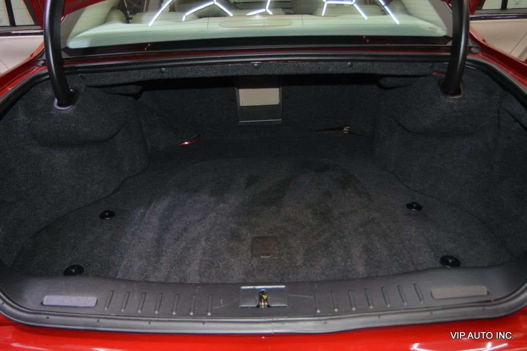 Used 2010 Cadillac DTS FWD image 33