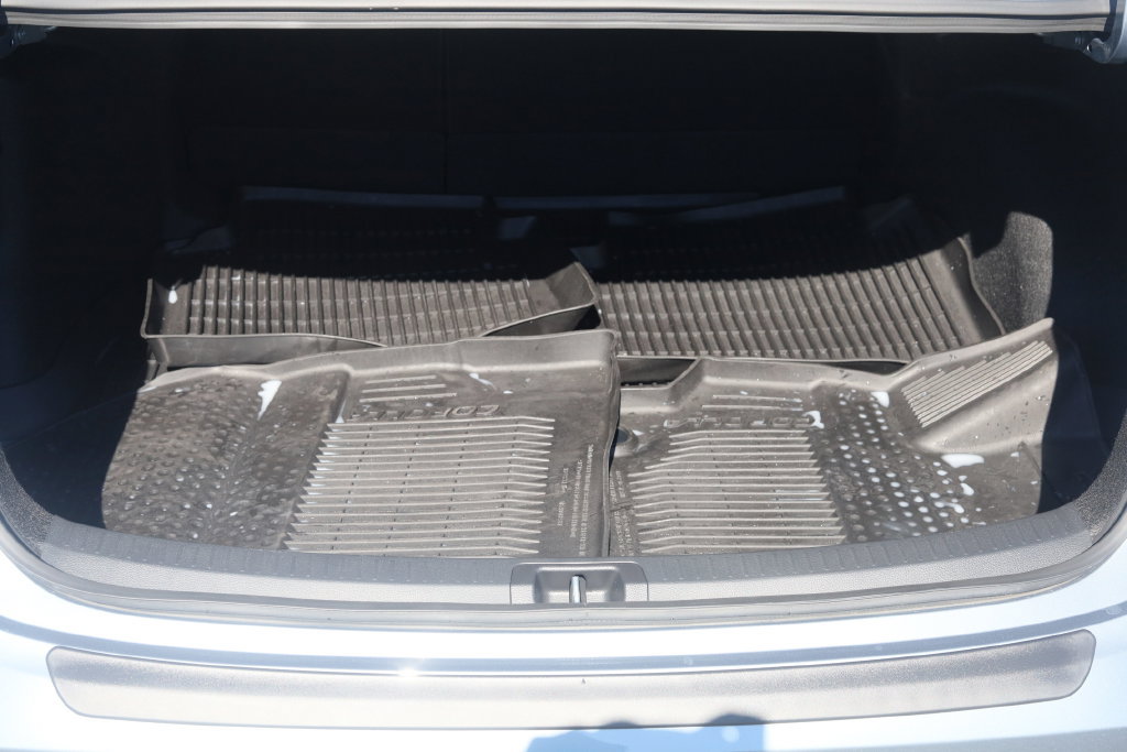 Used 2026 Toyota Corolla XLE FWD image 28