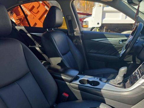 Used 2019 INFINITI Q50 Luxe w/ Essential Package (3.0T Luxe) image 27