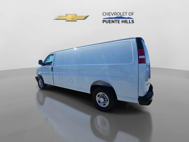New 2026 Chevrolet Express 2500 Extended w/ Communications Package RWD image 6