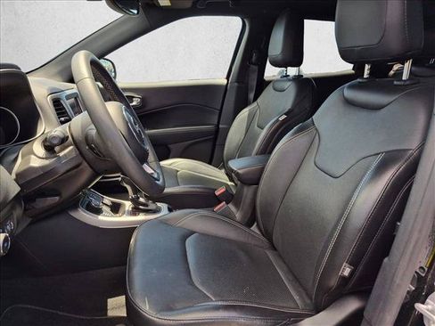 Used 2021 Jeep Compass Latitude w/ Sun and Sound Group AWD/4WD image 17