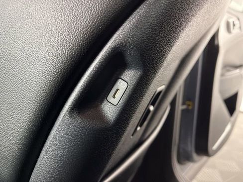 Used 2024 Kia Sportage EX image 43