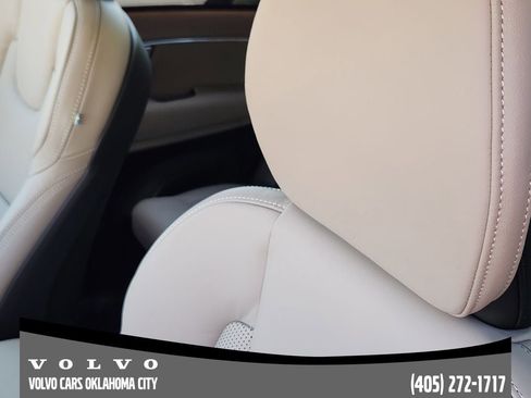 Used 2026 Volvo XC90 B6 Ultra w/ Protection Package Premier AWD/4WD image 14
