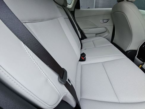 New 2026 Hyundai Kona SEL Premium FWD image 17
