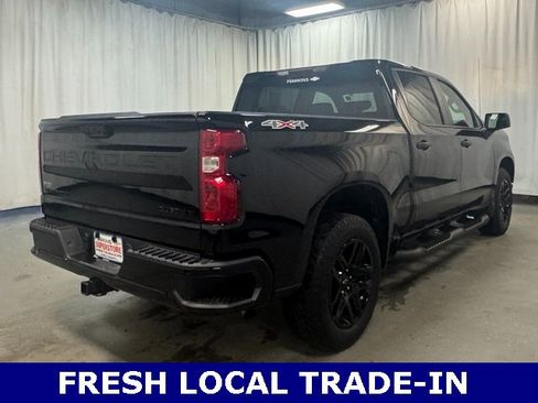 Used 2024 Chevrolet Silverado 1500 Custom w/ Turbomax Blackout Package image 5