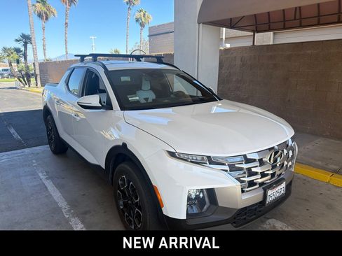 Used 2023 Hyundai Santa Cruz SEL Premium AWD/4WD image 3