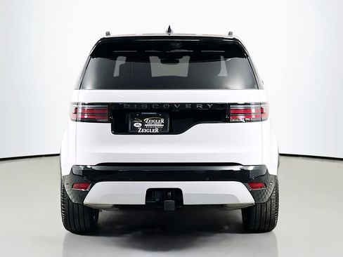 Used 2025 Land Rover Discovery Dynamic SE AWD/4WD image 6