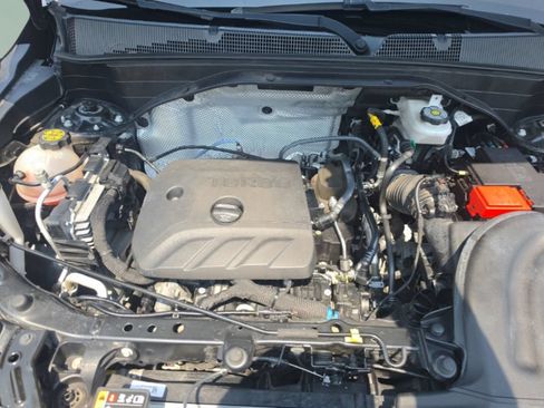 Used 2021 Chevrolet TrailBlazer ACTIV w/ Technology Package FWD image 10