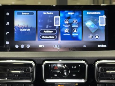 New 2026 Nissan Sentra SR w/ Floor Mat Package FWD image 31