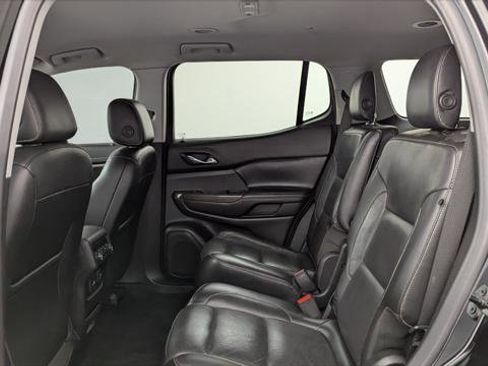 Used 2019 GMC Acadia SLT FWD image 16