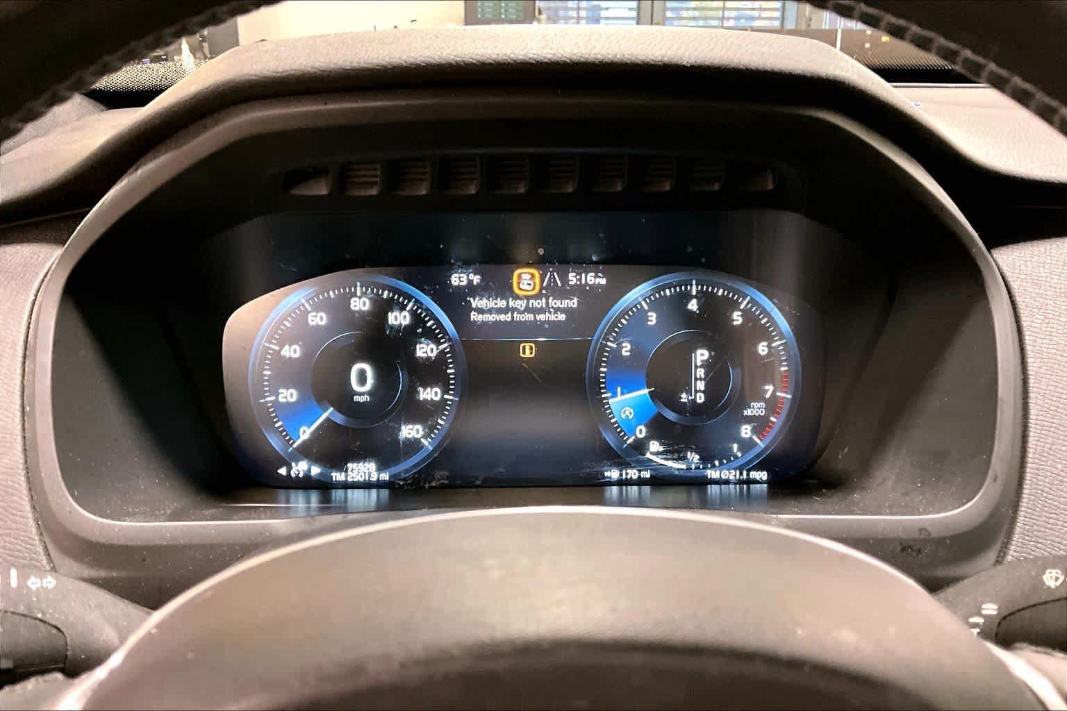 Used 2018 Volvo XC90 T6 Inscription w/ Convenience Package AWD/4WD image 25