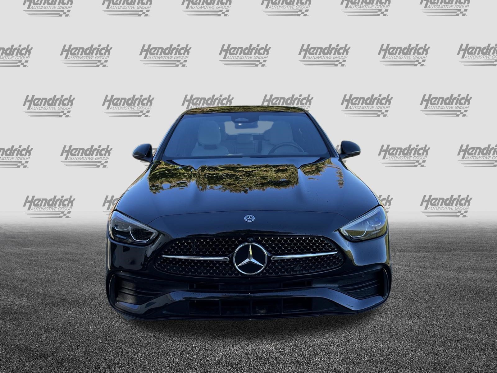 Used 2024 Mercedes-Benz C 300 4MATIC Sedan image 3