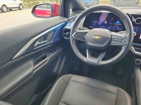 Used 2025 Chevrolet Equinox EV LT w/ Convenience Package FWD image 14
