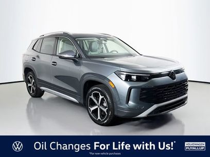 New 2025 Volkswagen Tiguan SE