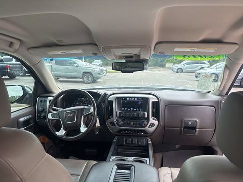 Used 2018 GMC Sierra 1500 SLT AWD/4WD image 30