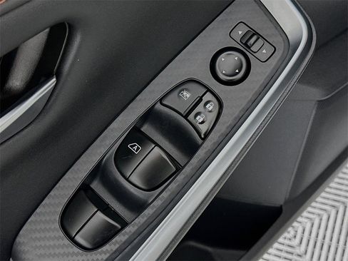 Used 2022 Nissan Sentra SR w/ Trunk Package image 19