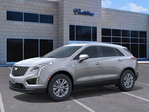New 2026 Cadillac XT5 Luxury AWD/4WD image 3
