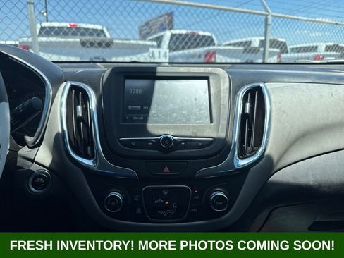 Used 2018 Chevrolet Equinox LS FWD image 8