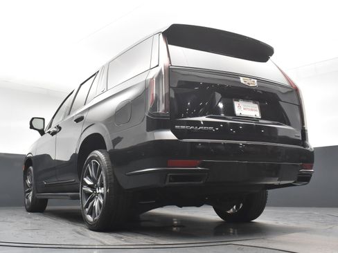 Used 2023 Cadillac Escalade Sport image 22