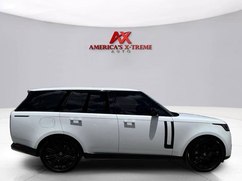 Used 2024 Land Rover Range Rover SE AWD/4WD image 7