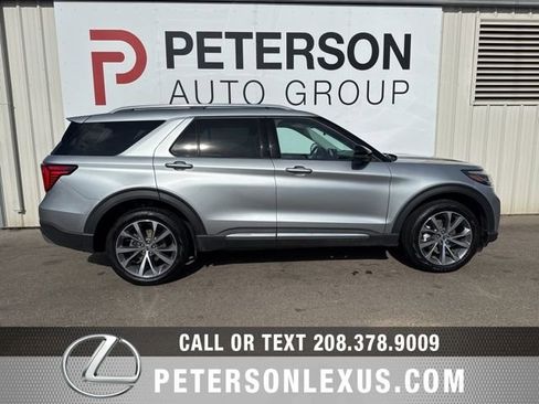 Used 2025 Ford Explorer Platinum w/ Ultimate Package image 2