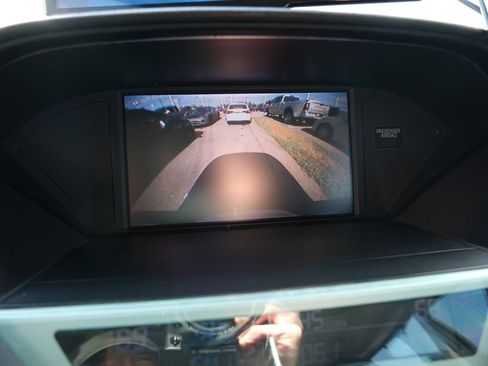 Used 2011 Honda Pilot Touring image 8