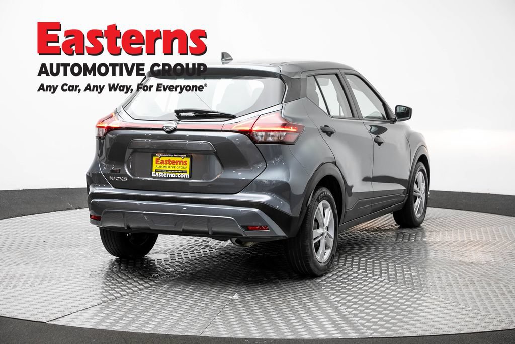 Used 2023 Nissan Kicks S FWD image 6