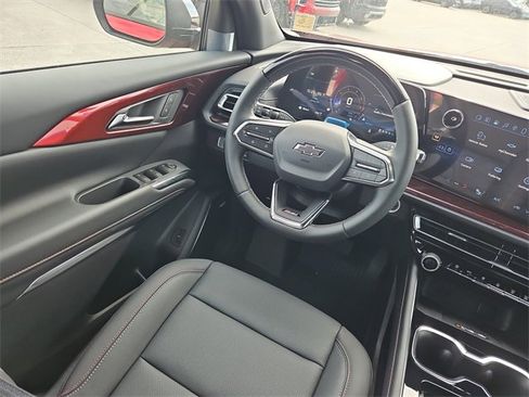 New 2026 Chevrolet Traverse Z71 w/ Enhanced Driving Package image 10