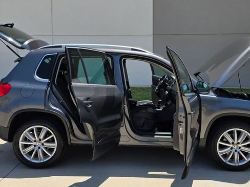 Used 2014 Volkswagen Tiguan SEL FWD image 14