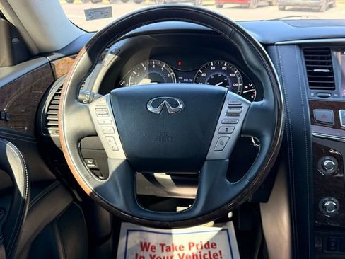 Used 2017 INFINITI QX80 4WD w/ Driver Assistance Package image 28