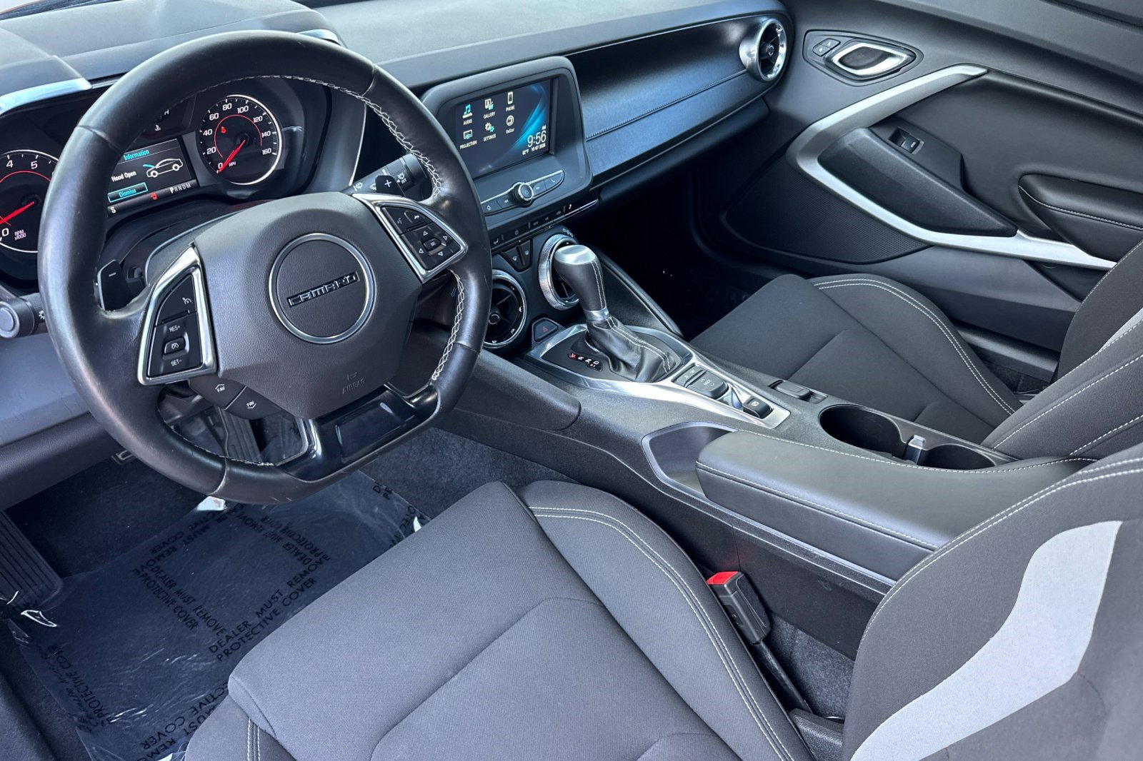Used 2016 Chevrolet Camaro LT RWD image 4