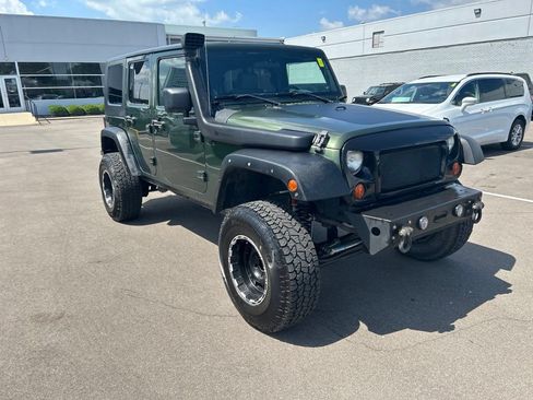 Used 2008 Jeep Wrangler Unlimited X AWD/4WD image 3