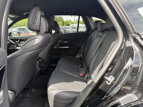 Certified 2023 Mercedes-Benz GLC 300 4MATIC image 33