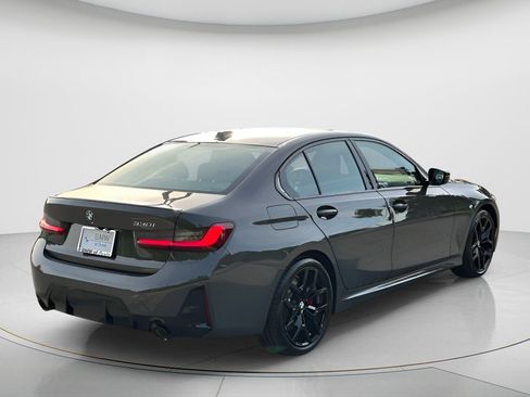 New 2026 BMW 330i Sedan w/ M Sport Package RWD image 5