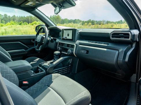 Used 2026 Toyota Tacoma SR RWD image 16
