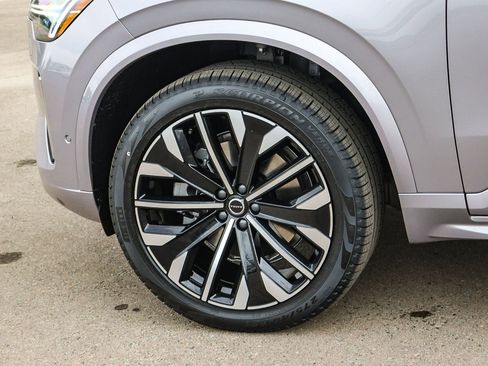 New 2026 Volvo XC90 B6 Plus w/ Protection Package image 9