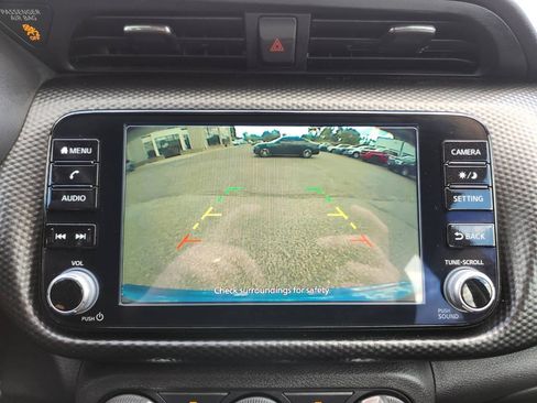 Used 2024 Nissan Kicks SV FWD image 23