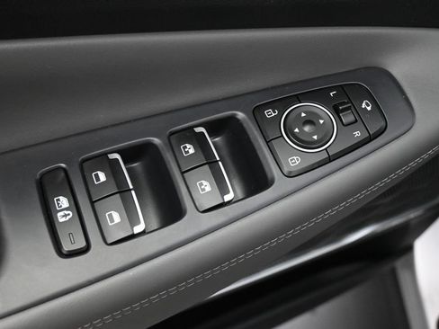 Used 2023 Hyundai Santa Fe Limited AWD/4WD image 4