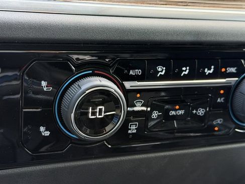 Used 2023 Chevrolet Silverado 1500 RST w/ Z71 Off-Road Package image 22