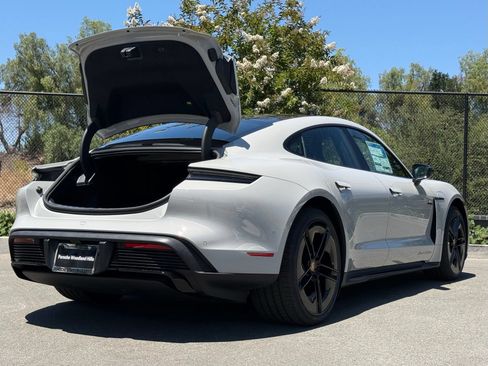 New 2026 Porsche Taycan RWD image 32