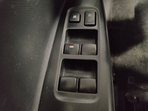 Used 2022 Mitsubishi Mirage ES image 27